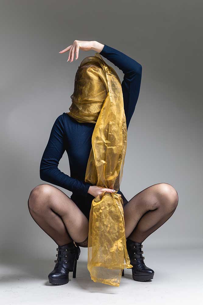 Königin der Wespen VI