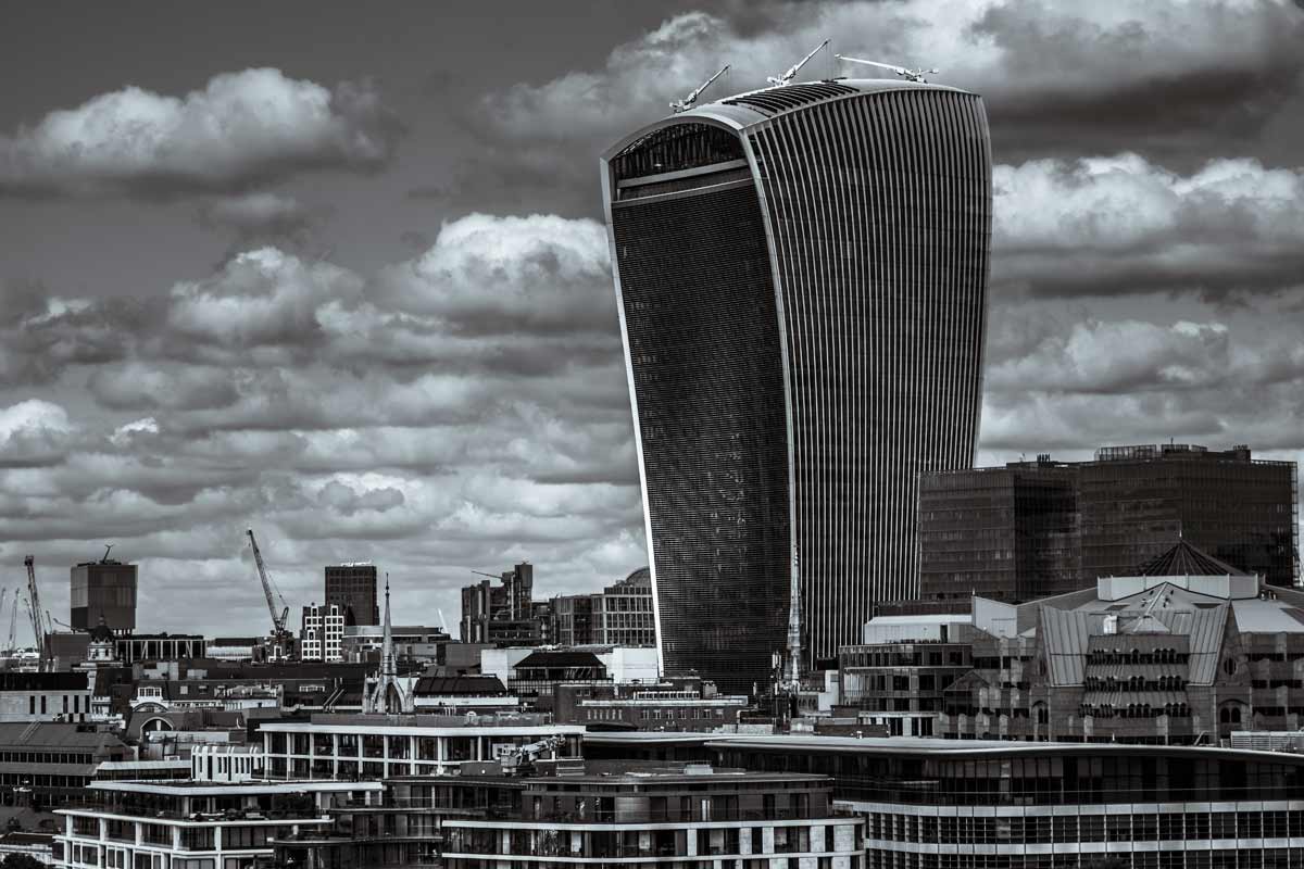 Monochromatyczny modernizm: oświadczenie architektoniczne